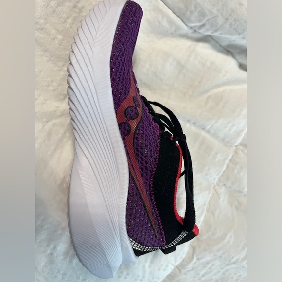 Saucony Kinvara 14: Women’s size 5:Orchid Violet - Picture 6 of 8